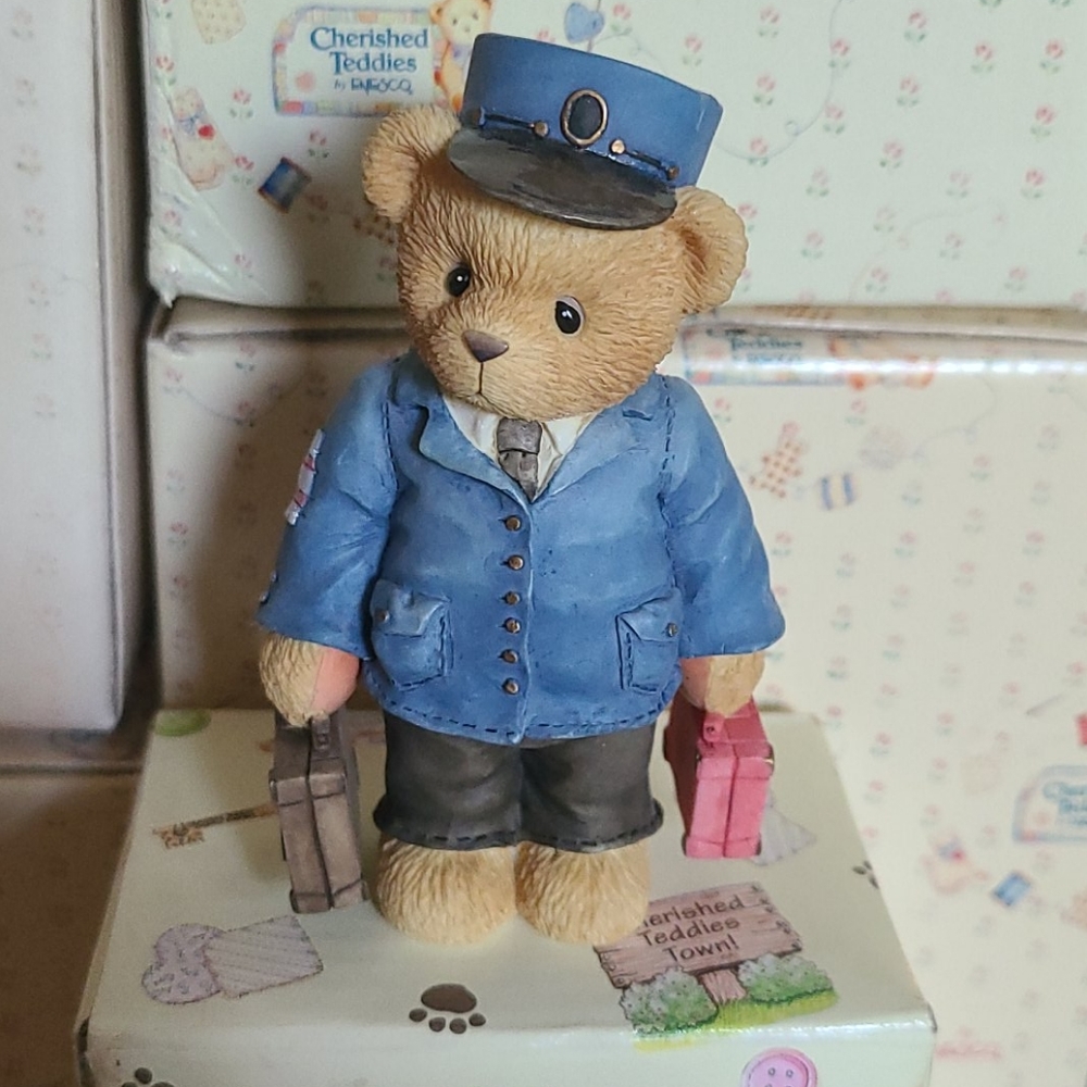 Symbol of Membership Cherished Teddies